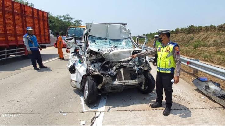 Kecelakaan Ambulans di Jalan Tol Batang, Begini Kronologi Kejadiannya